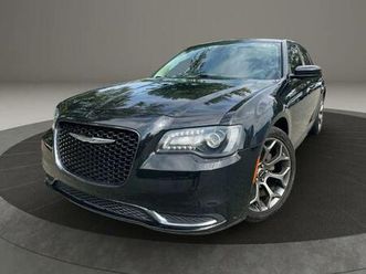 2018 chrysler 300 touring