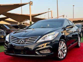 هيونداي ازيرا v6 خليجي بحالة الوكالة التامة وسعر عرض ممتاز.