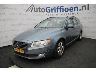 volvo v70 1.6 d2 kinetic nette station met trekhaak