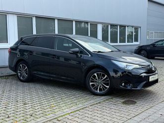 toyota avensis*klima*business*shz*navi*startstop*tempom