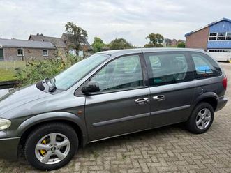 chrysler voyager - 3.3i v6 se | rolstoelauto