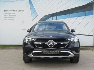 mercedes-benz glc 300 de 4m avantgarde panorama/head-up/burmester/360°, 2024 god.