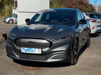 ford mustang mach-e basis awd