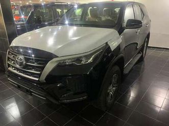 toyota fortuner - point-e | expat-dakar
