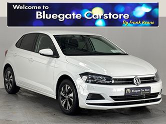 **fresh nct**dsg automatic gear box**touchscreen media**apple carplay**multifunctional steering wheel**air conditioning**auto headlights**black cloth interior**