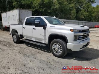 chevrolet silverado _k3500_high country_4x4_6.6 l_2022r 6.6 diesel 445km