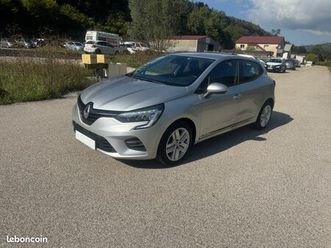renault clio 5 1,5 dci 85 cv bv6 premiere main