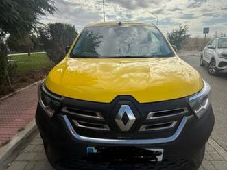 renault - kangoo combi e-tech