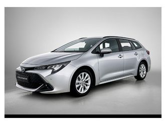 touring sport 1.8 hybrid dynamic e-cvt | achteruitrijcamera | parkeersensoren | navigatie |