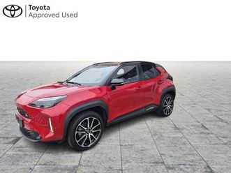 toyota yaris cross gr sport bi-tone