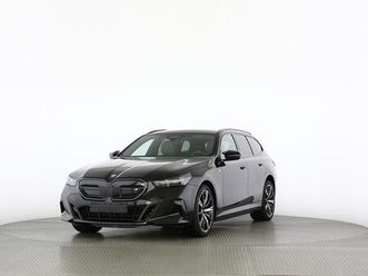 i5 m60 xdrive touring