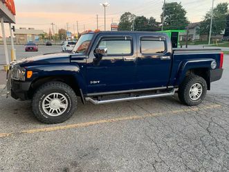 rare 2009 hummer h3t in amazing clean shape