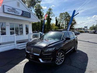 2019 lincoln nautilus select