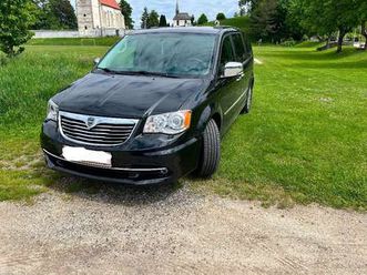 lancia voyager 2,8 crd platinum