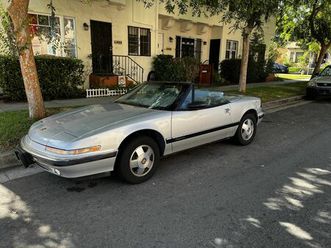 1990 buick reatta convertible, family-owned