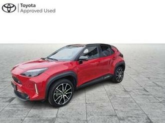 ② toyota yaris cross gr sport bi-tone — toyota — 2ememain