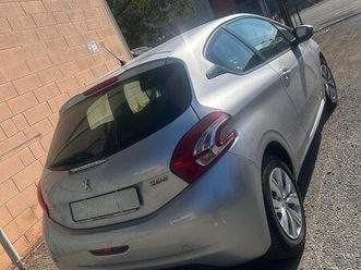 peugeot 208 1.4 hdi 68 cv 3 porte access