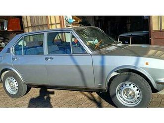 1973 alfa romeo alfetta gris manuel, 5 vitesses conduite...