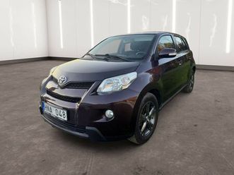 1.4 d-4d awd ny besiktad