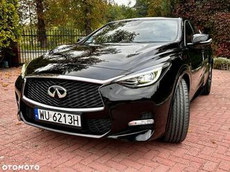 infiniti q30 1.6t sport 7dct
