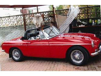 1972 mg b roadster