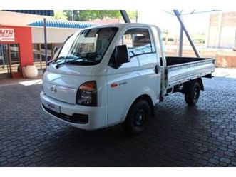 2018 hyundai h100 bakkie 2.6d