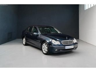 mercedes-benz c 220 w203 classic abril/03