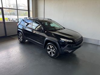 cherokee 3.2 trailhawk awd 9atx