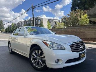 2012 infiniti m35h base