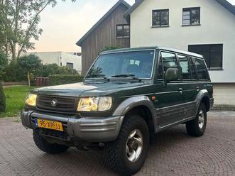 hyundai galloper - 2.5 tdi 4wd airco l2 wagon 7 pers