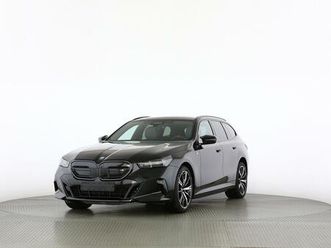 i5 m60 xdrive touring