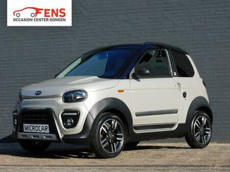 microcar brommobiel m.go 6 white topstaat! achteruitrijcamera! parkeersensoren! bluetooth!