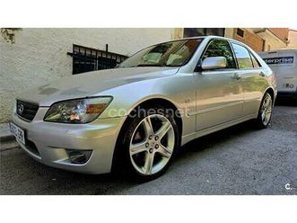 lexus is200 2.0 auto luxury