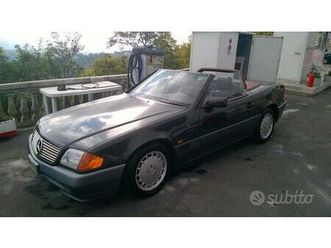 mercedes sl 300 nera interni rosso bordeaux