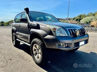 toyota land cruiser kdj 125 ‘05 autocarro 5 posti