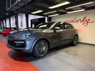 4.0 v8 680ch turbo s e-hybrid