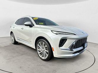 used 2025 buick envision avenir awd