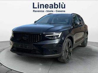VOLVO XC40 B3 volvo-xc40-2-0-b3-ultra-black-edition-auto-nuova-a-ravenna