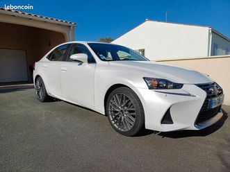 lexus is 300h