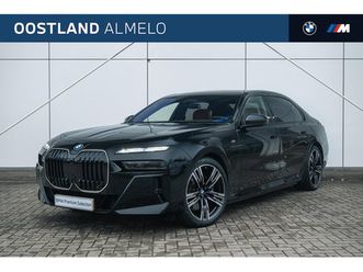 bmw i7 - xdrive60 high executive m sport / panoramadak / trekhaak / stoelventilatie / parking assis
