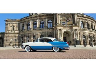 oldsmobile rocket 88 holiday