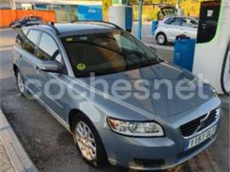 volvo v50 2.0d momentum