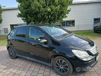 mercedes b150 a benzina, cambio automatico