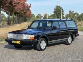 VOLVO 240 volvo-200-serie-240-2-3i-gle-1993