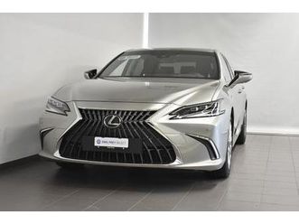 lexus es 300h excellence: réserver un essai sur route !