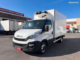 iveco daily 35c13 châssis cabine roues jumelées 2.3 l 130 ch boite automatique frigorifique avec climatisation + porte latérale