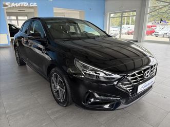 hyundai i30 1,0 smart,fastback,automat