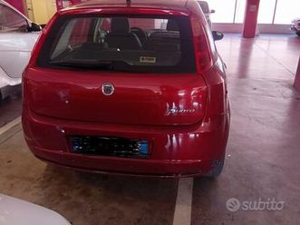 fiat punto gpl neopatentati