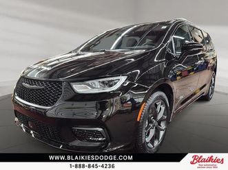 new 2026 chrysler pacifica select