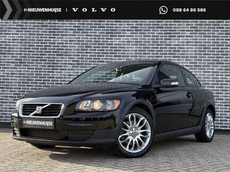 volvo c30 2.5 t5 | 220pk | automaat | airconditioning | parkeersensoren voor + achter | 17 velgen |